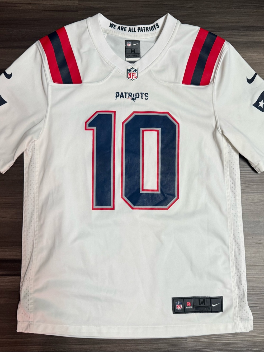 Nike New England Patriots Mac Jones #10 NFL On Field Game Away Jersey Men Medium